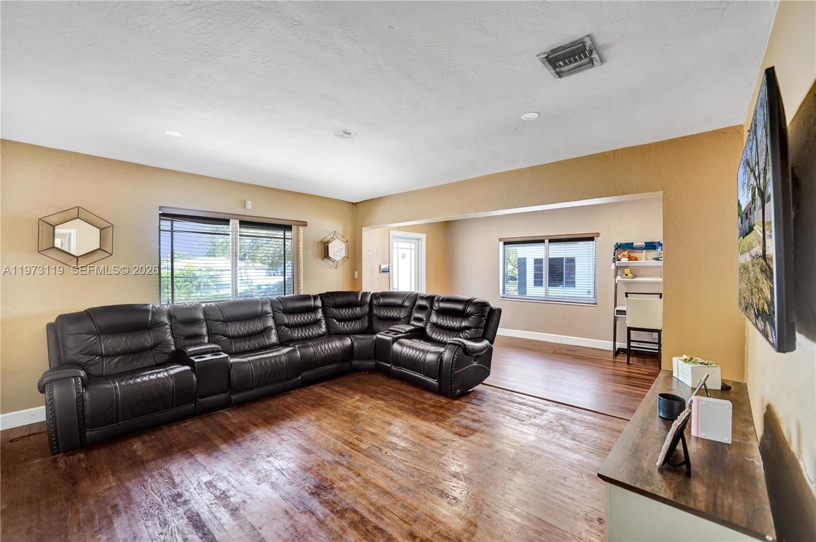 Real estate property located at 2462 Washington St, Broward, Washington Heights, Hollywood, FL