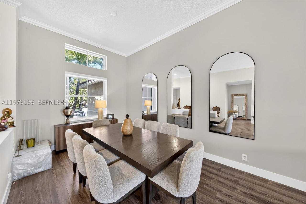 Real estate property located at 1623 Blue Jay Cir, Broward, Savanna, Weston, FL