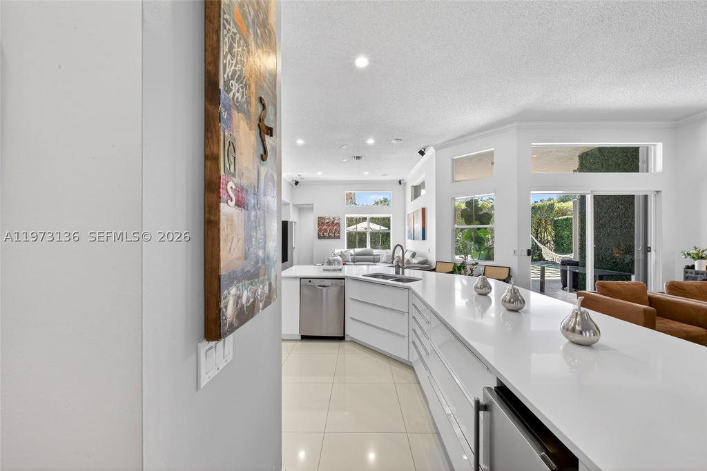 Real estate property located at 1623 Blue Jay Cir, Broward, Savanna, Weston, FL