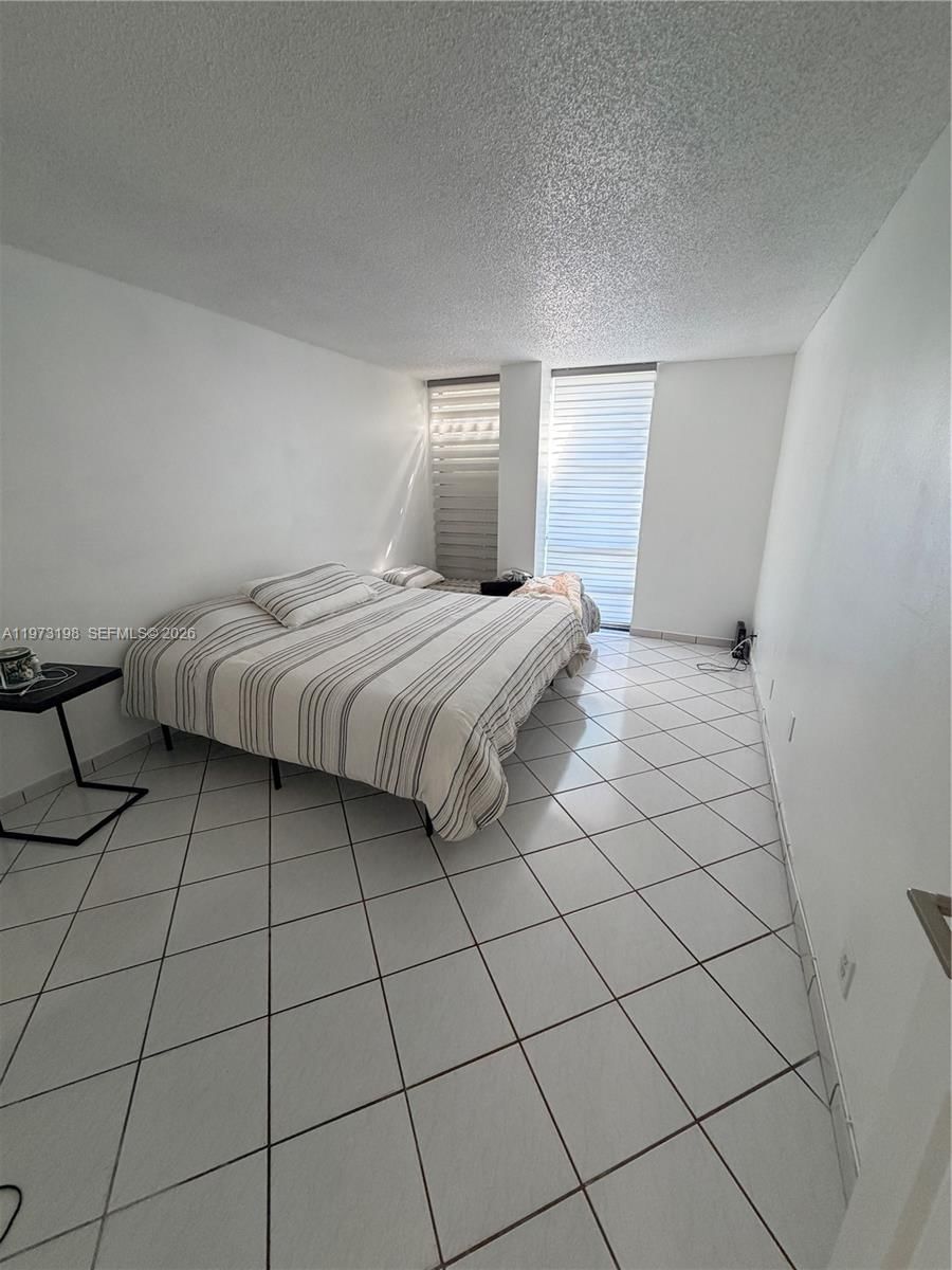 Real estate property located at 1825 44th Pl #206, Miami-dade, Imperial Terraces Condo, Hialeah, FL