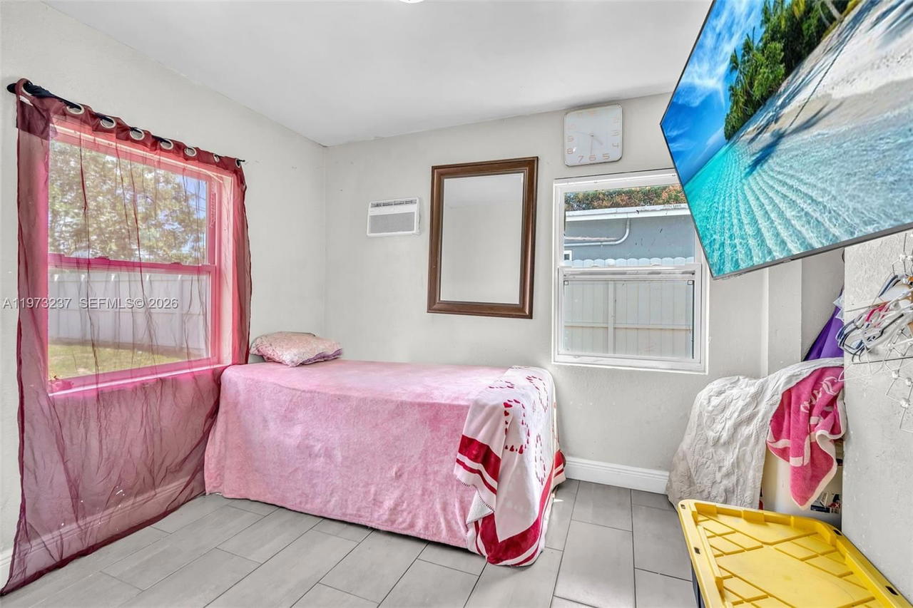 Real estate property located at 2521 151st St, Miami-dade, Biscayne River Gardens, Miami Gardens, FL