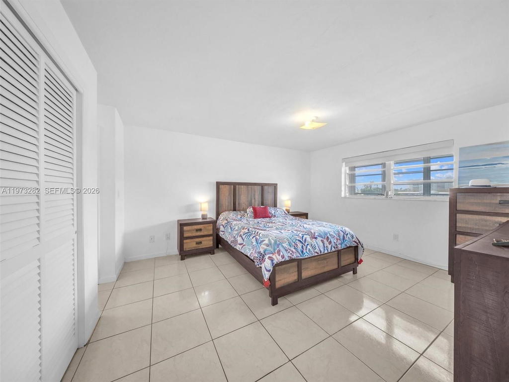 Real estate property located at 1530 191st St #306, Miami-dade, Third Horizons Condo, Miami, FL