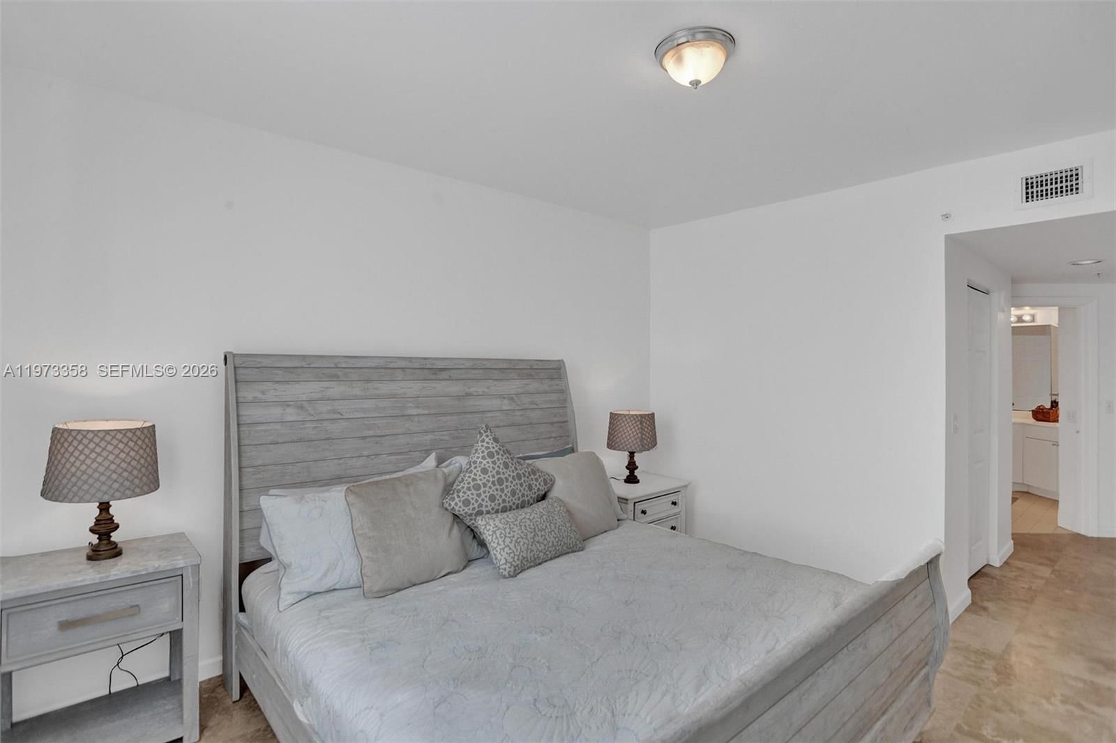 Real estate property located at 17100 Bay Rd #1501, Miami-dade, Porto Bellagio Condo, Sunny Isles Beach, FL