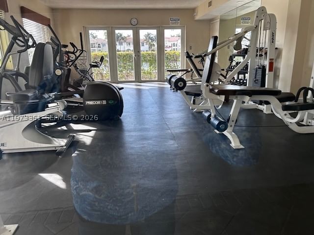 Real estate property located at 2200 Ocean Dr N102, Broward, Waterway @ Hollywood Beac, Hollywood, FL