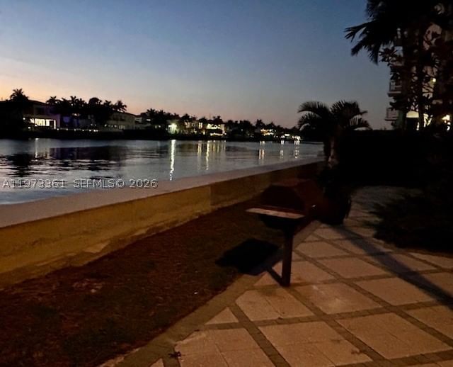 Real estate property located at 2200 Ocean Dr N102, Broward, Waterway @ Hollywood Beac, Hollywood, FL