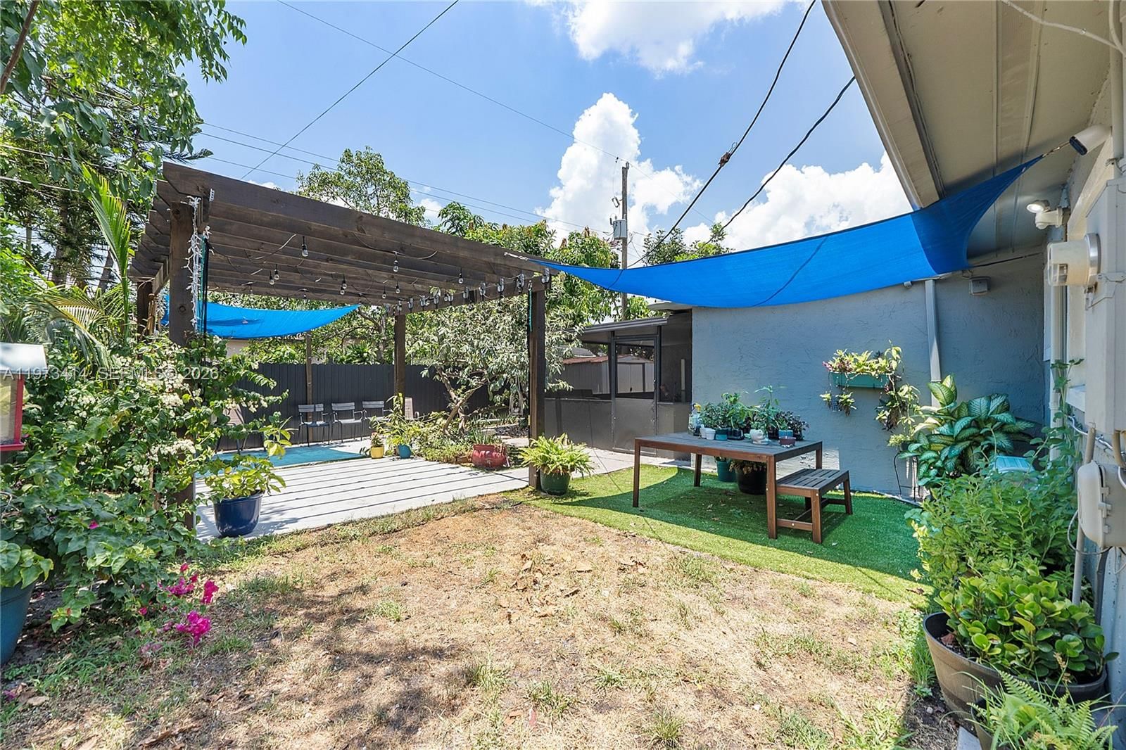 Real estate property located at 3410 72nd Ter, Broward, Seminole Heights Replat, Hollywood, FL