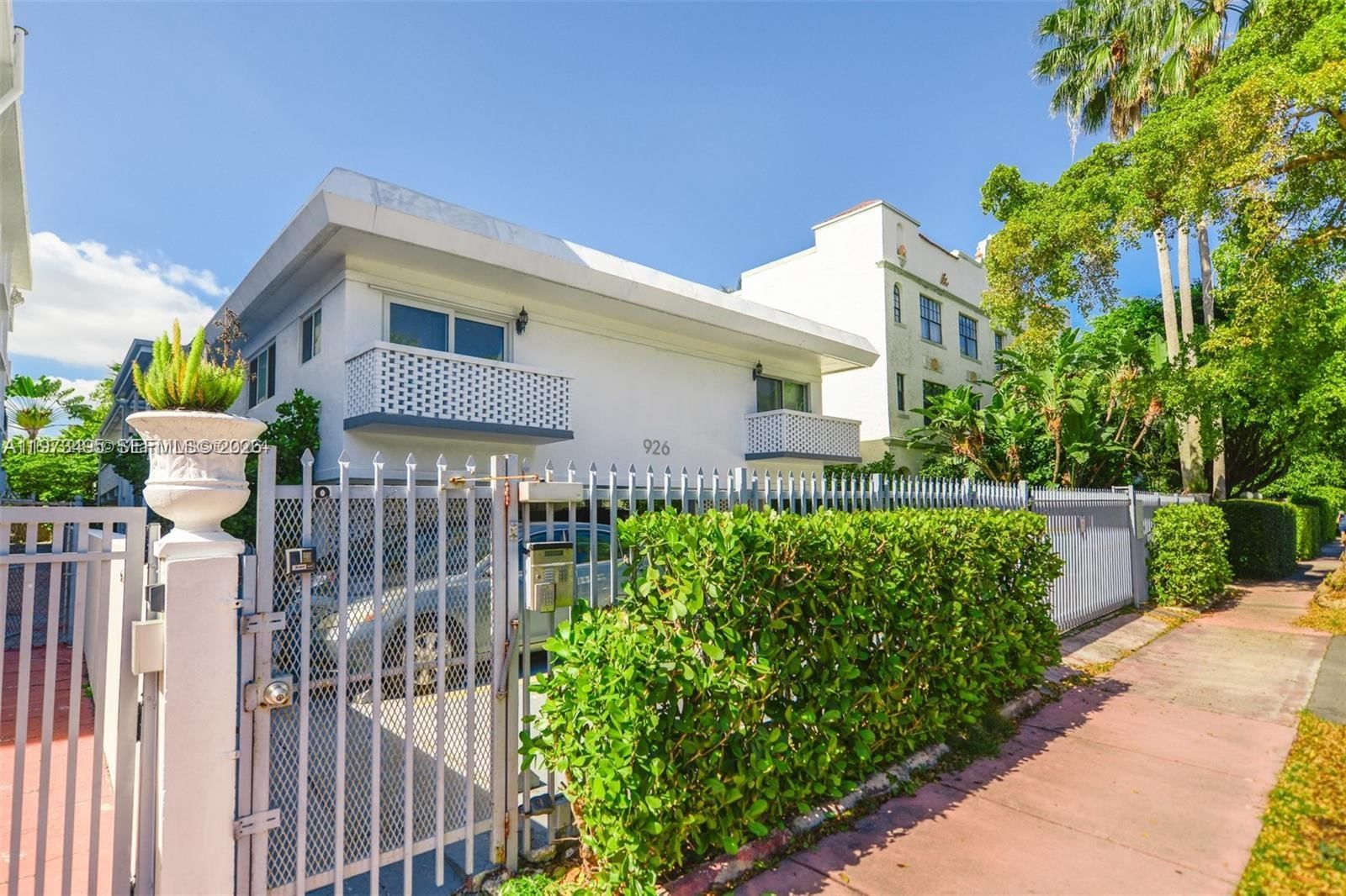 Real estate property located at 926 Michigan Ave #12, Miami-dade, Plaza Condo, Miami Beach, FL