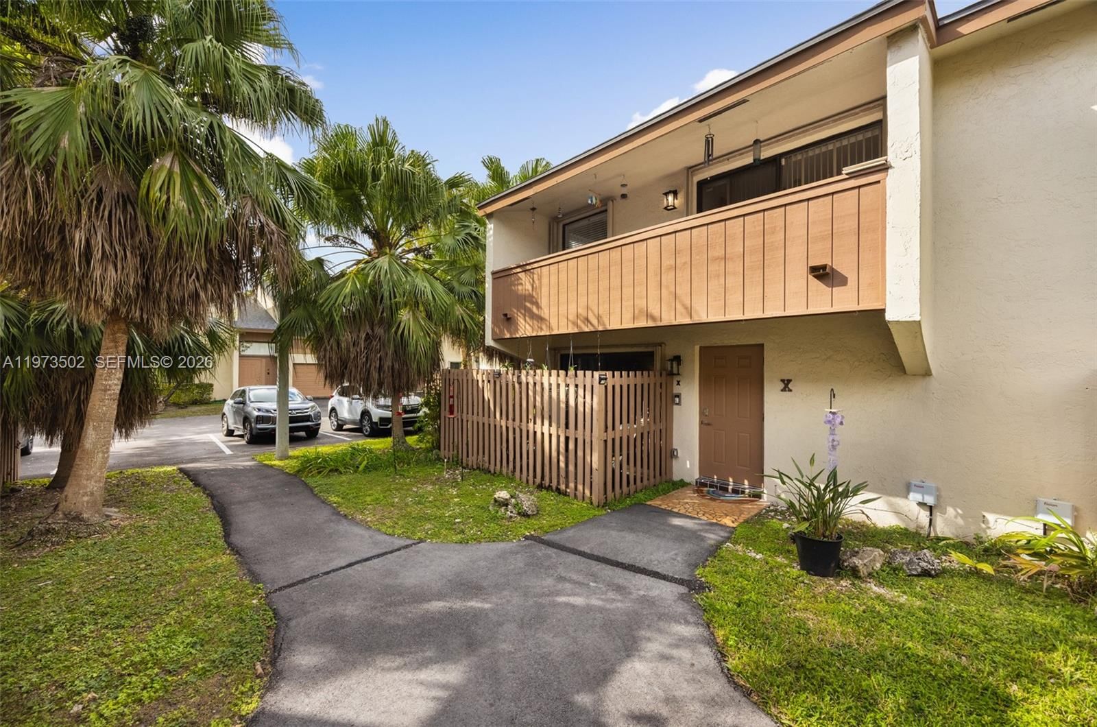Real estate property located at 11353 109th Rd #55-X, Miami-dade, Greenglades Condo13, Miami, FL