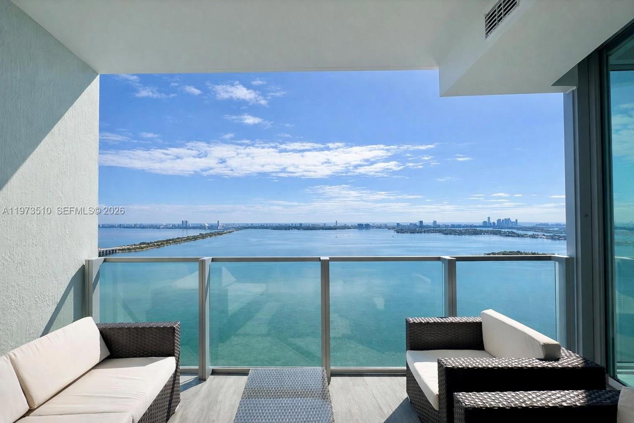 Real estate property located at 2900 7th Ave #3606, Miami-dade, Biscayne Beach Condo, Miami, FL