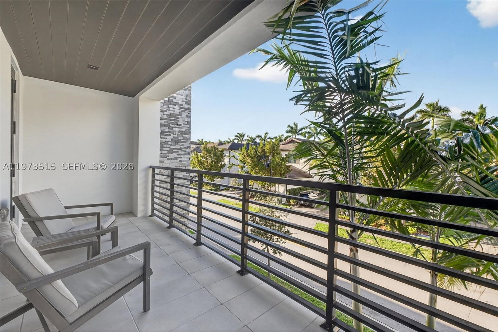 Real estate property located at 8126 48th Ter, Miami-dade, Downtown Doral South Phas, Doral, FL