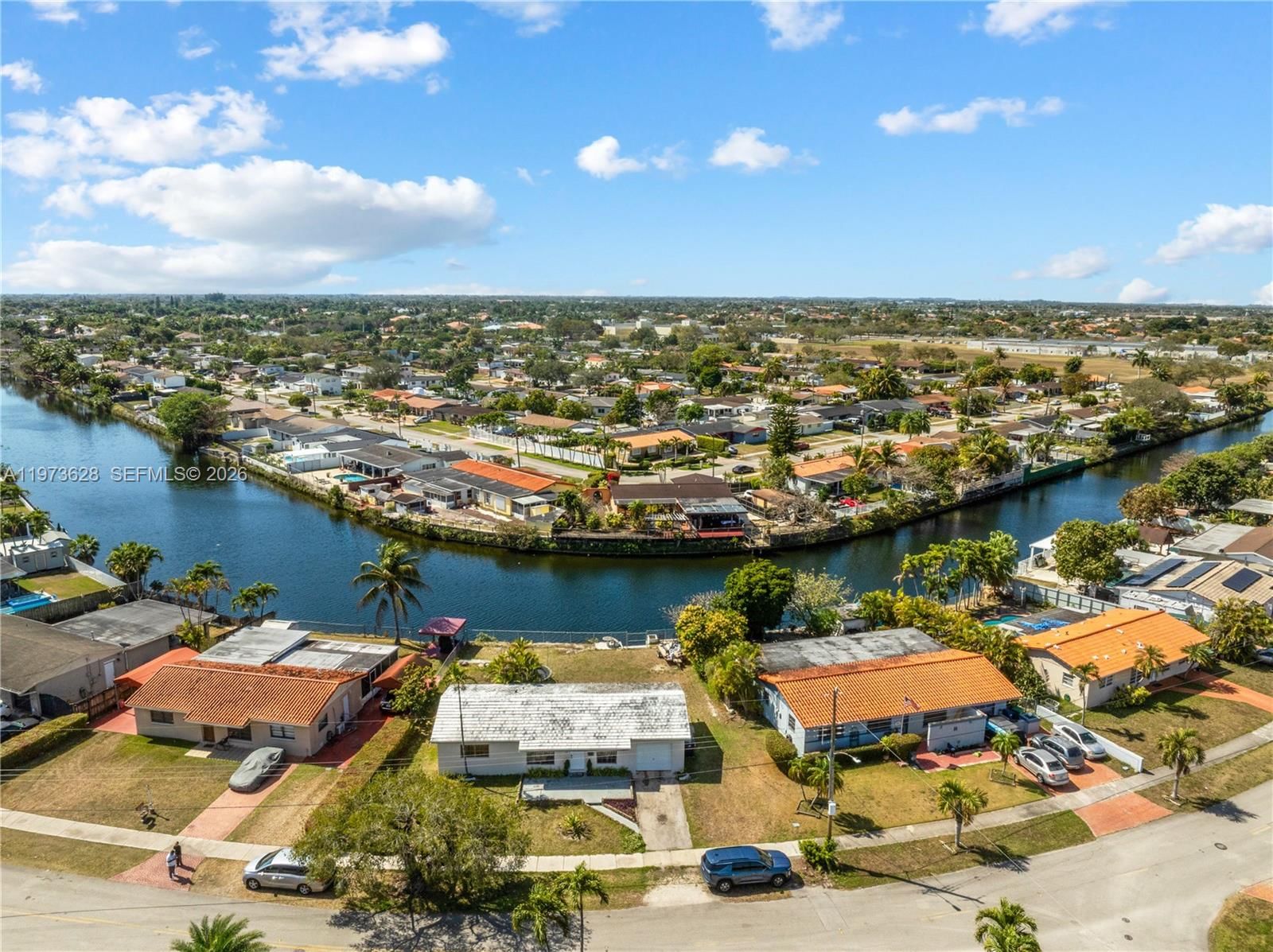 Real estate property located at 2020 127th Ct, Miami-dade, Southwest Manors Sec 6, Miami, FL