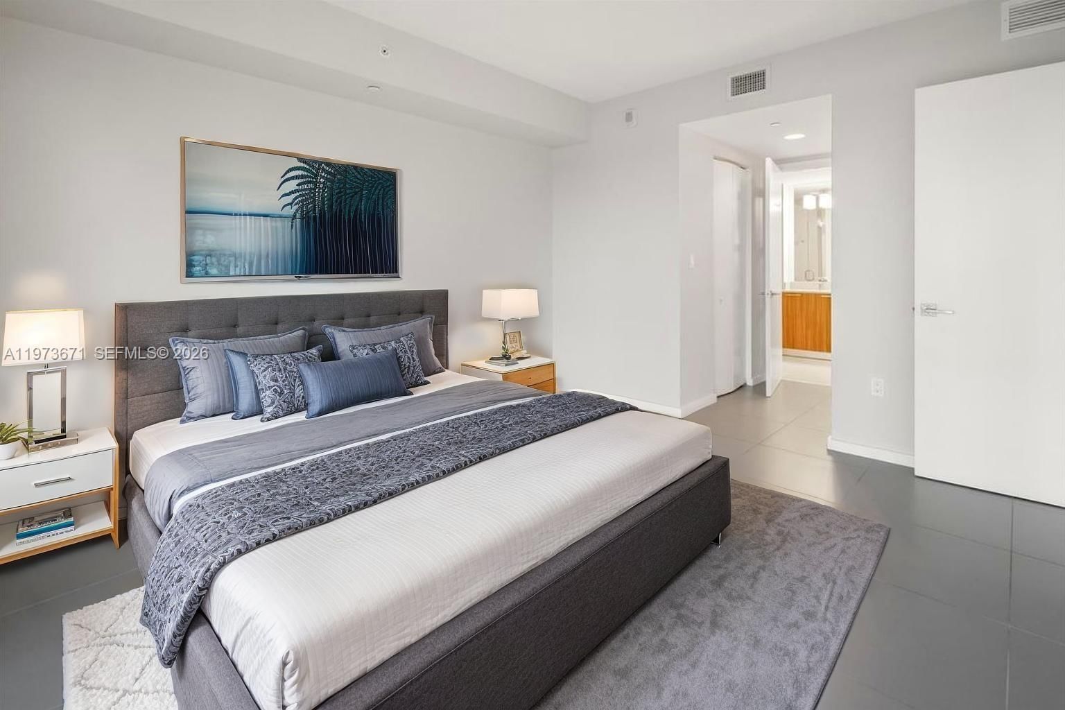 Real estate property located at 5252 85th Ave #311, Miami-dade, 5252 Paseo Condo, Doral, FL