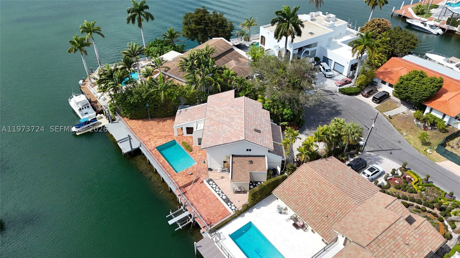 Real estate property located at 3226 168th St, Miami-dade, Eastern Shores 1st Addn, North Miami Beach, FL