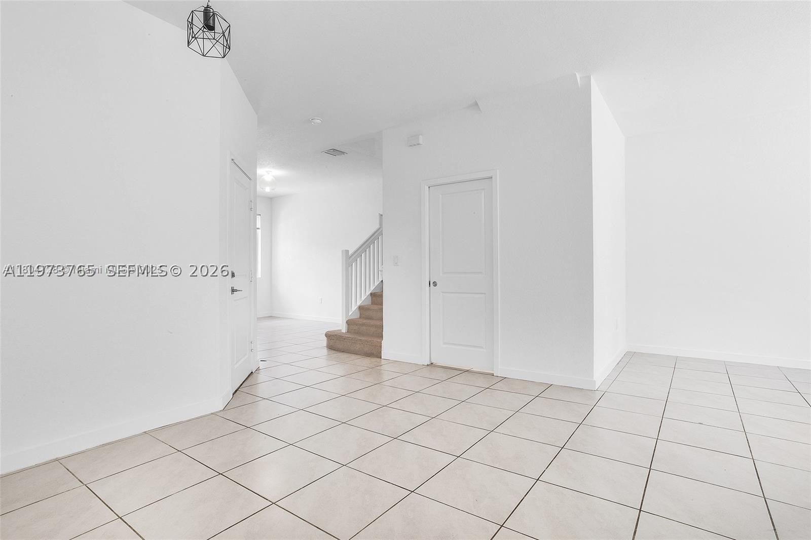 Real estate property located at 1363 208th Ter, Miami-dade, Walden Place, Miami Gardens, FL