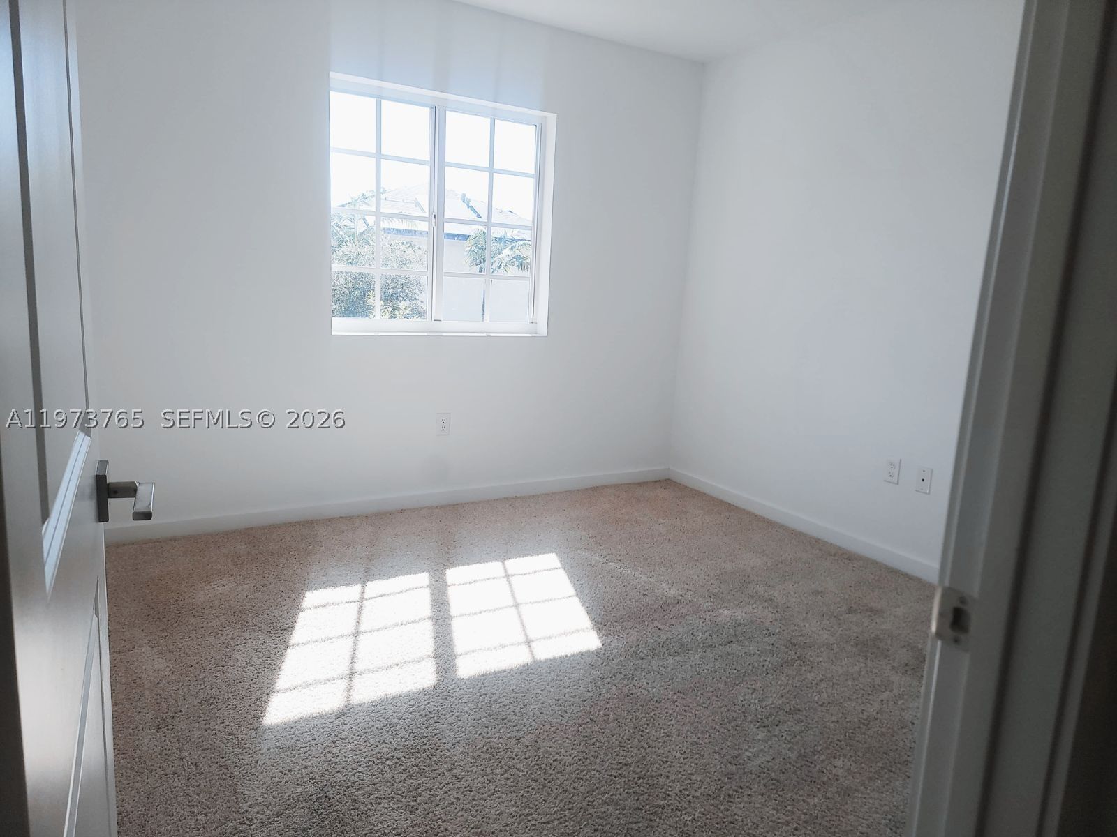 Real estate property located at 1363 208th Ter, Miami-dade, Walden Place, Miami Gardens, FL