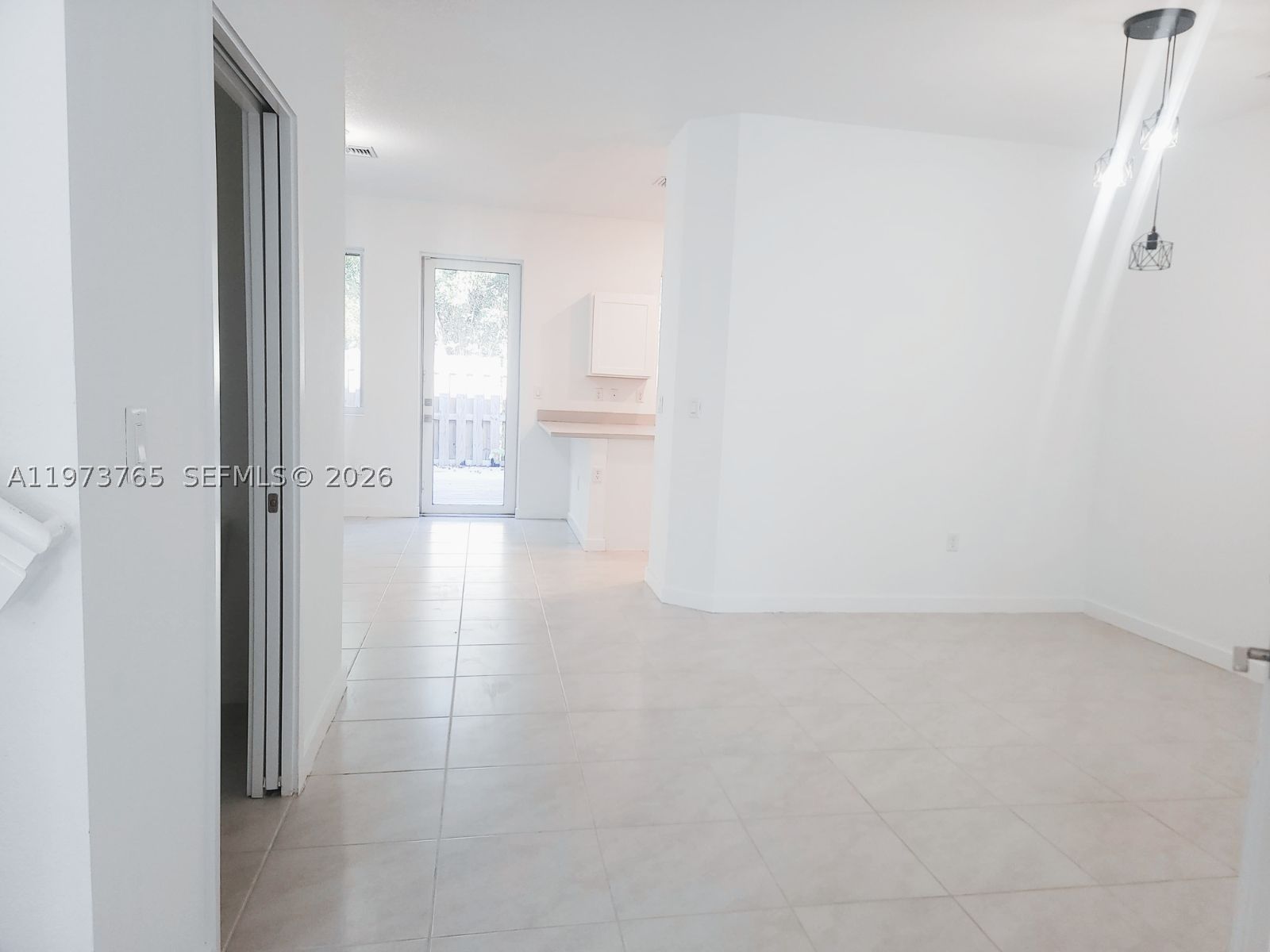 Real estate property located at 1363 208th Ter, Miami-dade, Walden Place, Miami Gardens, FL