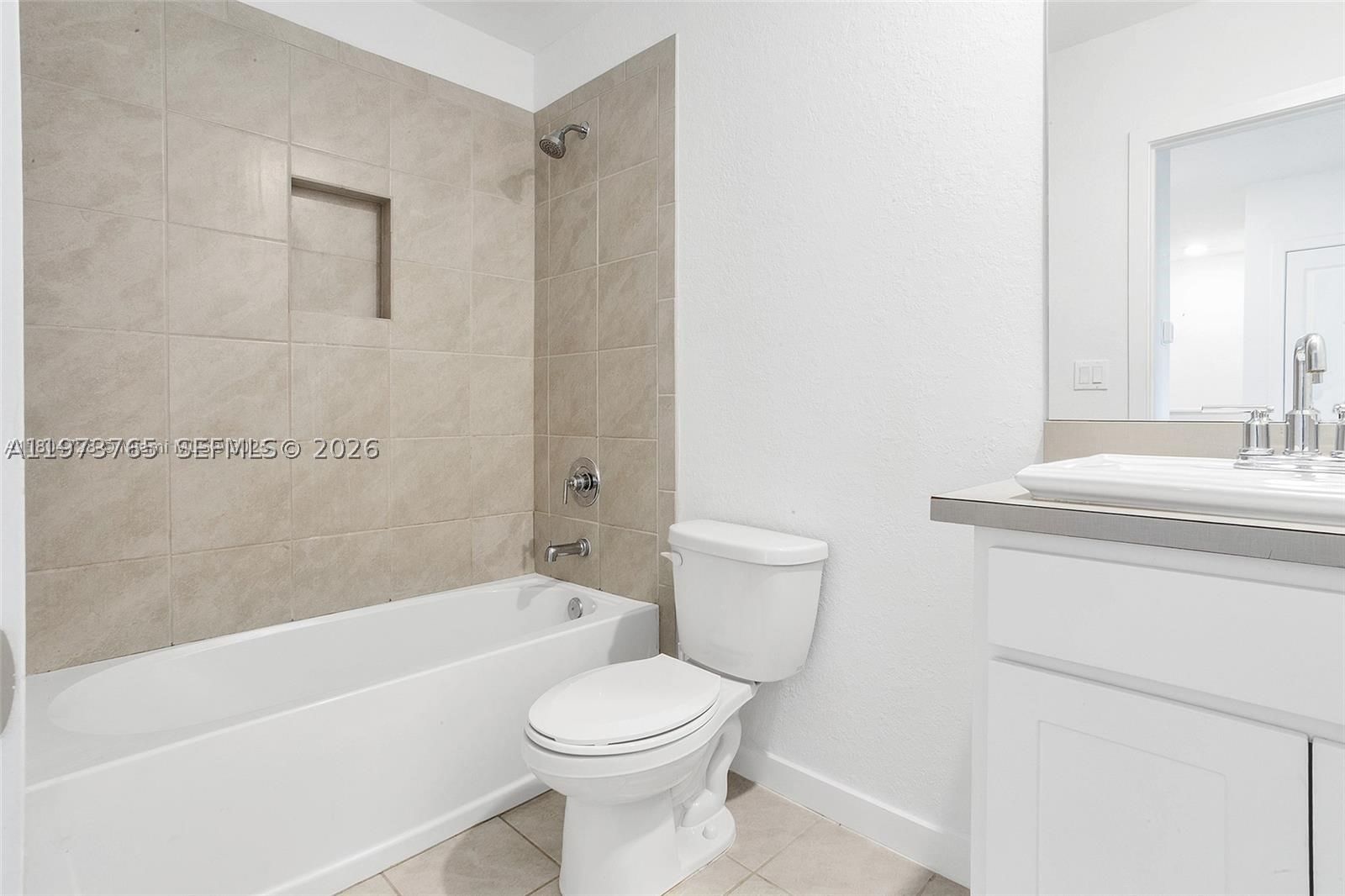 Real estate property located at 1363 208th Ter, Miami-dade, Walden Place, Miami Gardens, FL