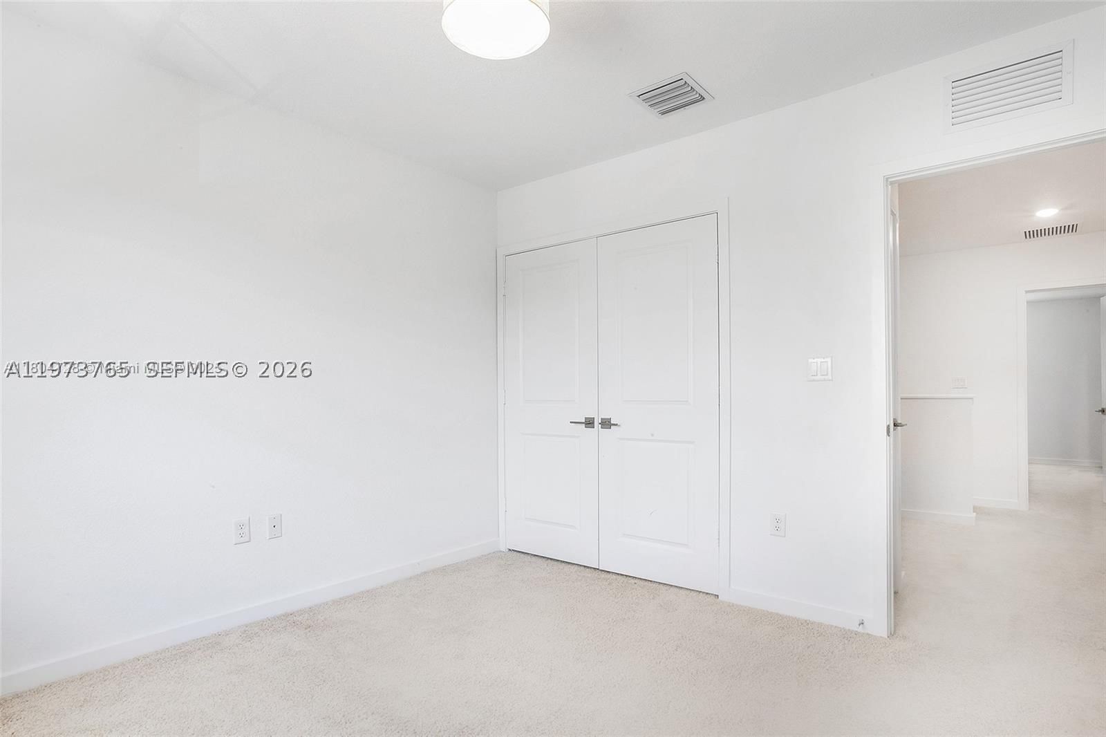Real estate property located at 1363 208th Ter, Miami-dade, Walden Place, Miami Gardens, FL