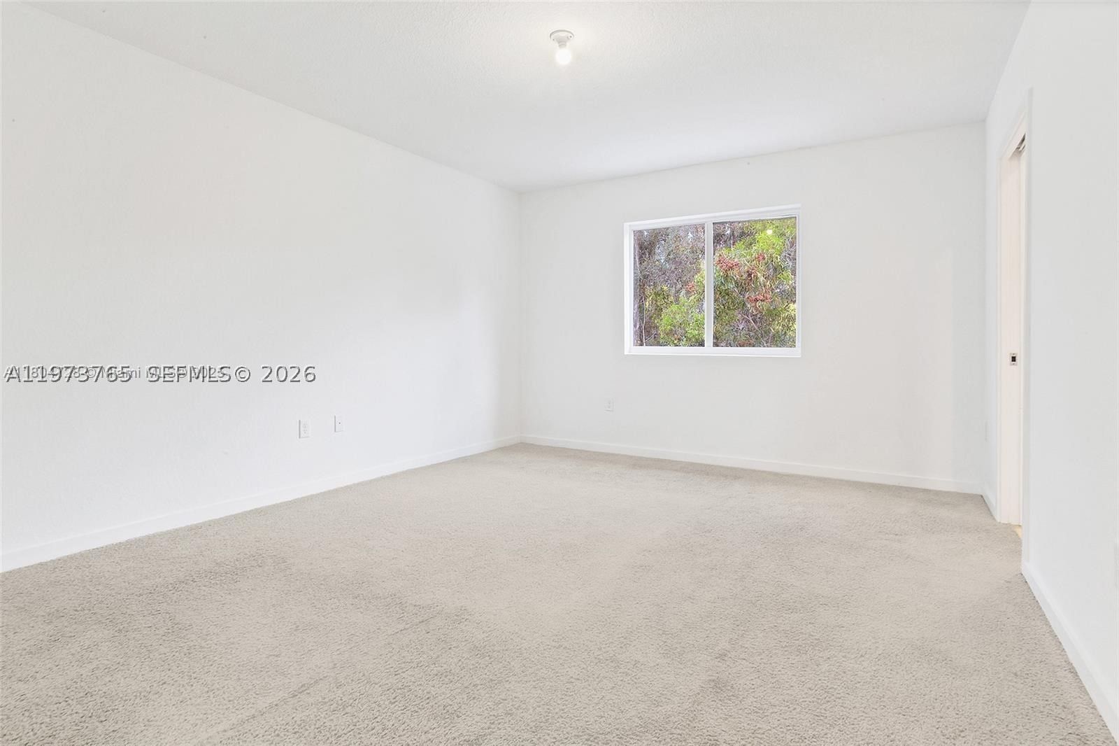 Real estate property located at 1363 208th Ter, Miami-dade, Walden Place, Miami Gardens, FL