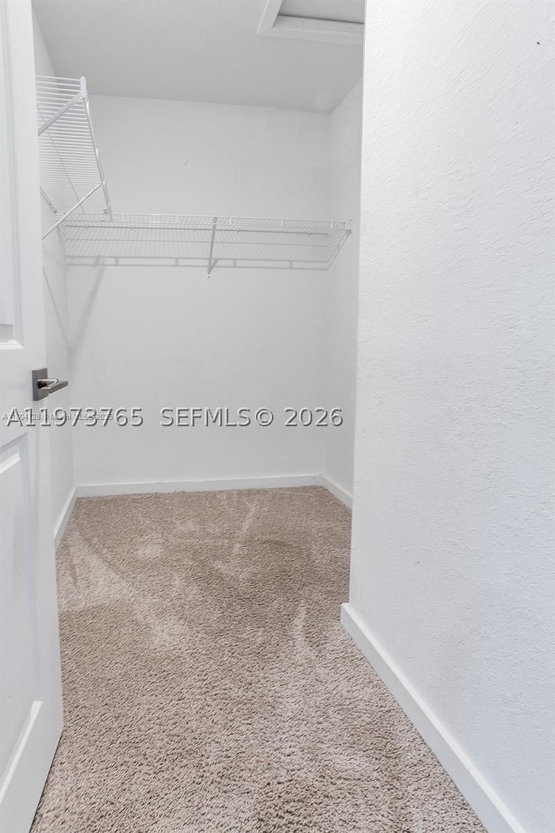 Real estate property located at 1363 208th Ter, Miami-dade, Walden Place, Miami Gardens, FL