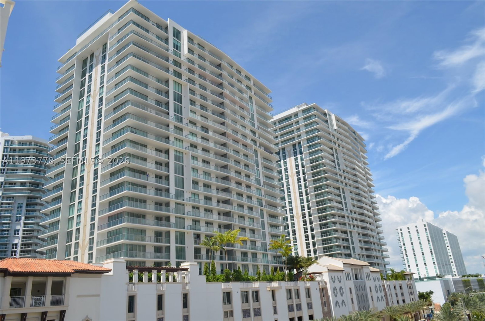 Real estate property located at 300 Sunny Isles Blvd #4-1705, Miami-dade, Parque Towers Condo, Sunny Isles Beach, FL