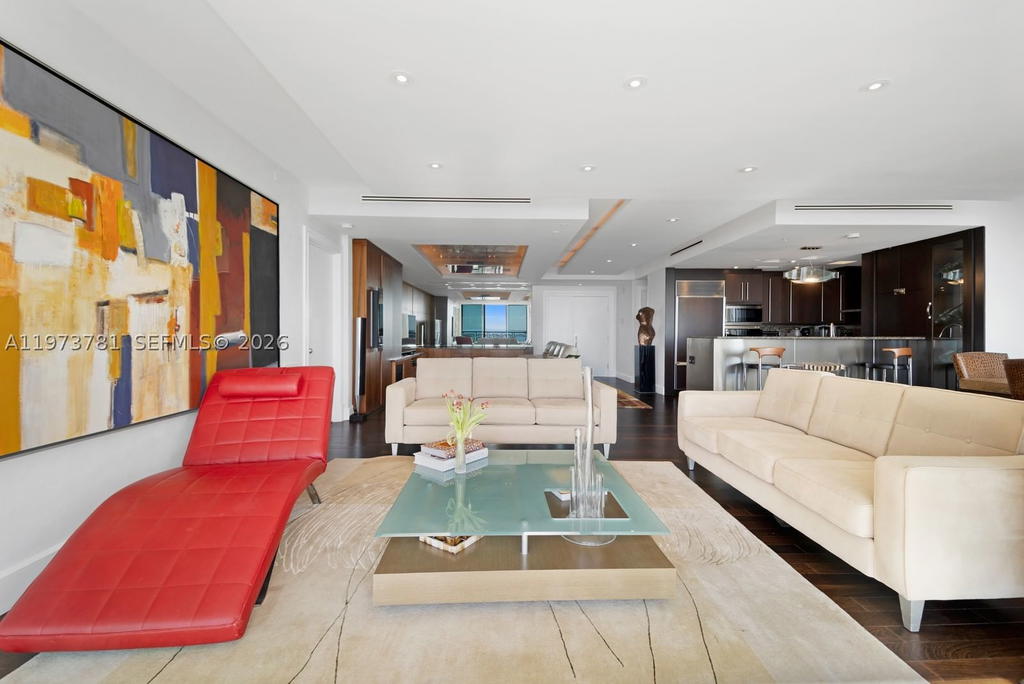 Real estate property located at 3400 27th Ave #2102, Miami-dade, The Tower Residences Cond, Miami, FL
