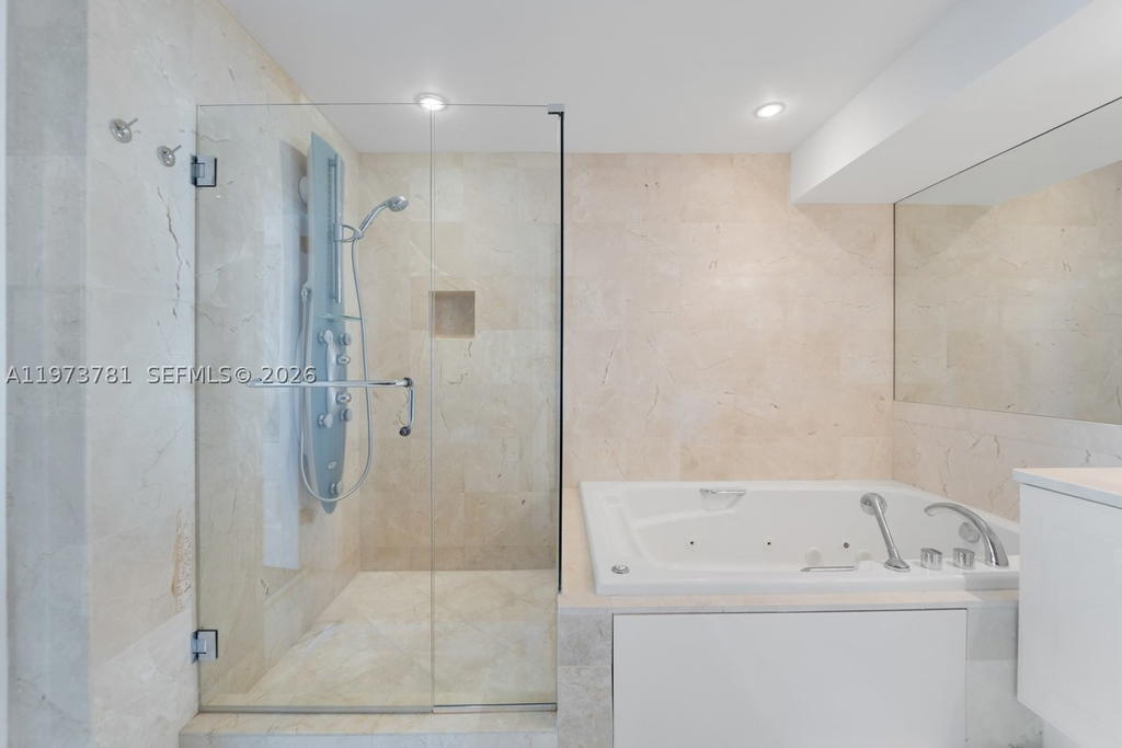 Real estate property located at 3400 27th Ave #2102, Miami-dade, The Tower Residences Cond, Miami, FL