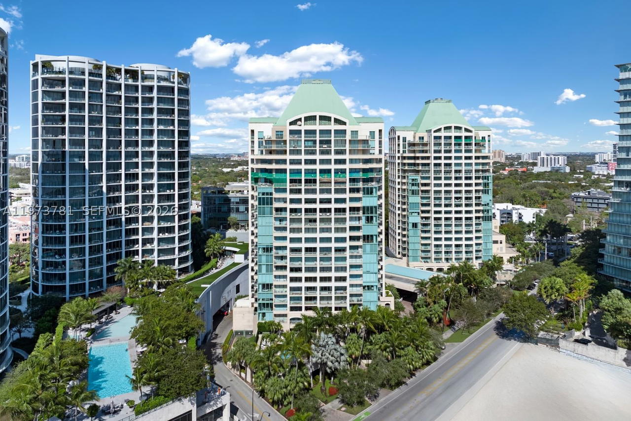 Real estate property located at 3400 27th Ave #2102, Miami-dade, The Tower Residences Cond, Miami, FL