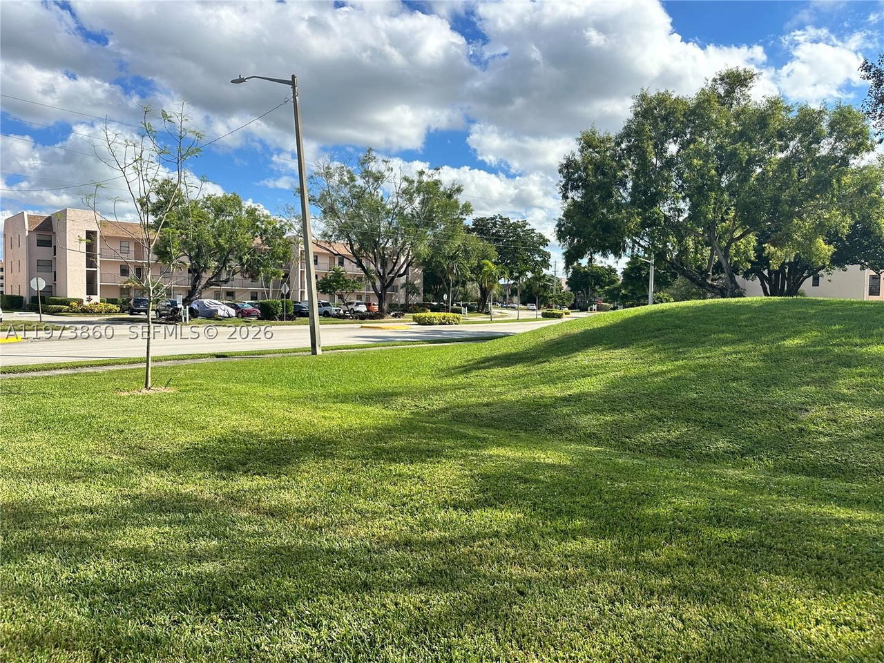 Real estate property located at 10434 Sunrise Lakes Blvd #102, Broward, Sunrise Lakes 218 Condo, Sunrise, FL