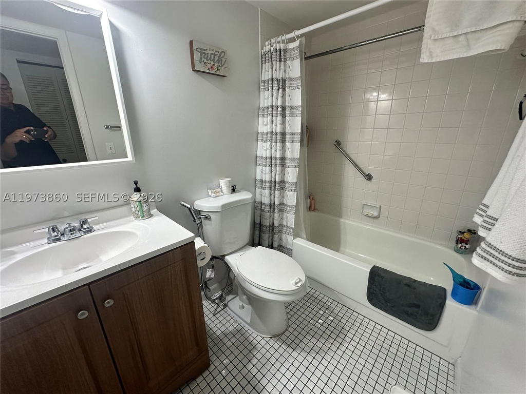 Real estate property located at 10434 Sunrise Lakes Blvd #102, Broward, Sunrise Lakes 218 Condo, Sunrise, FL