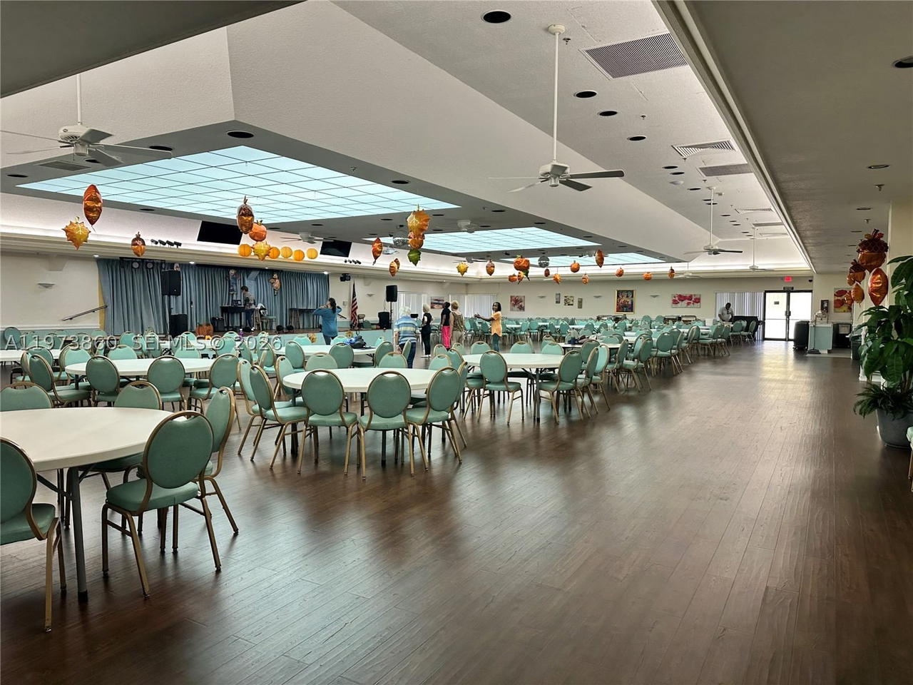 Real estate property located at 10434 Sunrise Lakes Blvd #102, Broward, Sunrise Lakes 218 Condo, Sunrise, FL