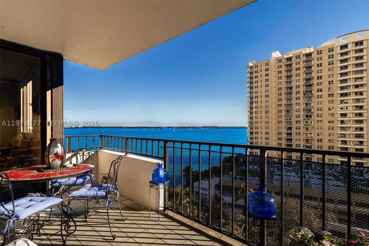 Real estate property located at 520 Brickell Key Dr A1007, Miami-dade, Brickell Key One Condo, Miami, FL