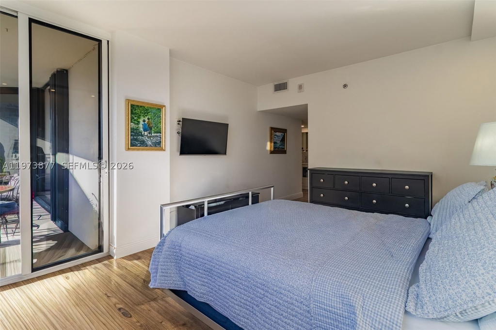 Real estate property located at 520 Brickell Key Dr A1007, Miami-dade, Brickell Key One Condo, Miami, FL