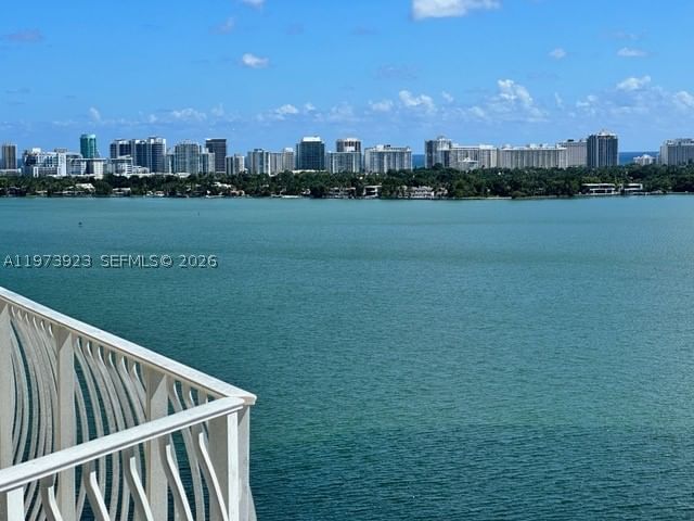 Real estate property located at 7601 Treasure Dr #1905, Miami-dade, The Grandview Palace Cond, North Bay Village, FL