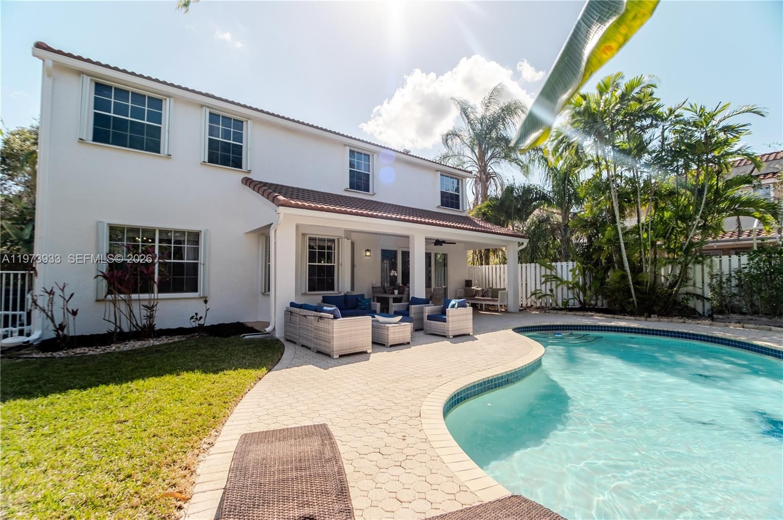 Real estate property located at 362 Lake Crest Ct, Broward, Sector 4, Weston, FL