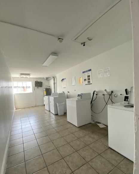 Real estate property located at 11307 200th St B-202, Miami-dade, Caribbean Gardens Condo, Miami, FL