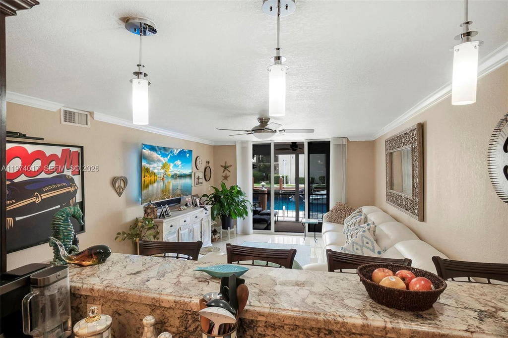 Real estate property located at 777 Federal Hwy #109E, Broward, Island Club One Condo, Pompano Beach, FL