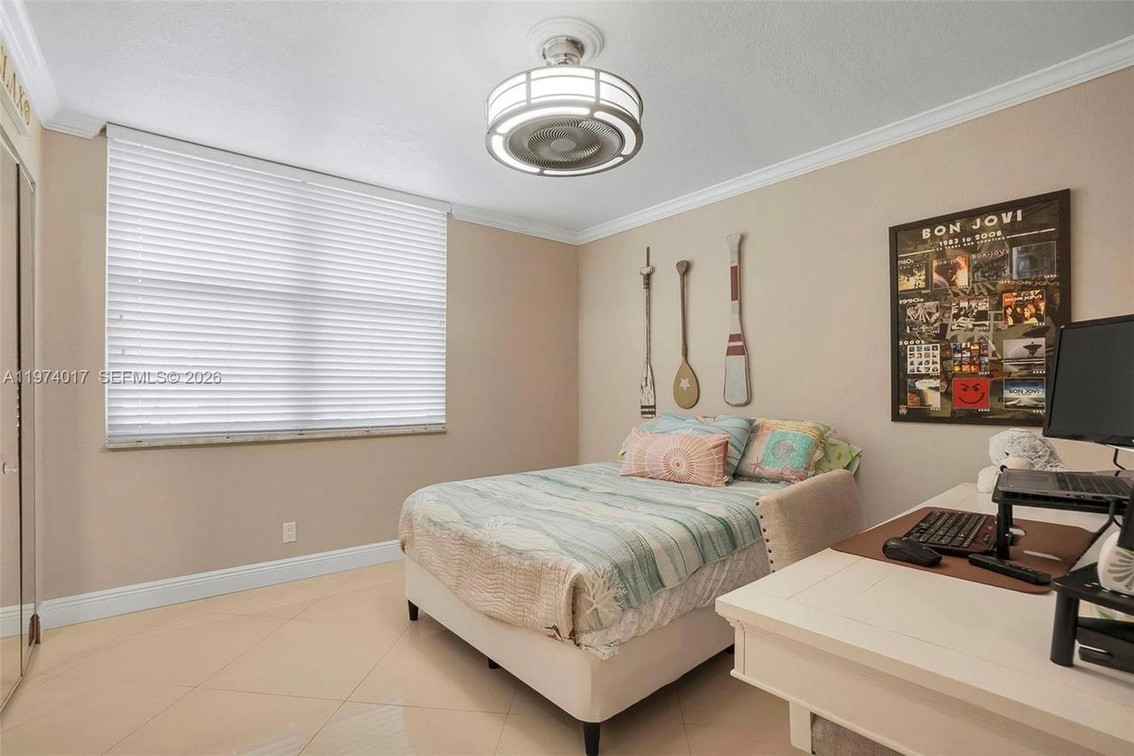 Real estate property located at 777 Federal Hwy #109E, Broward, Island Club One Condo, Pompano Beach, FL