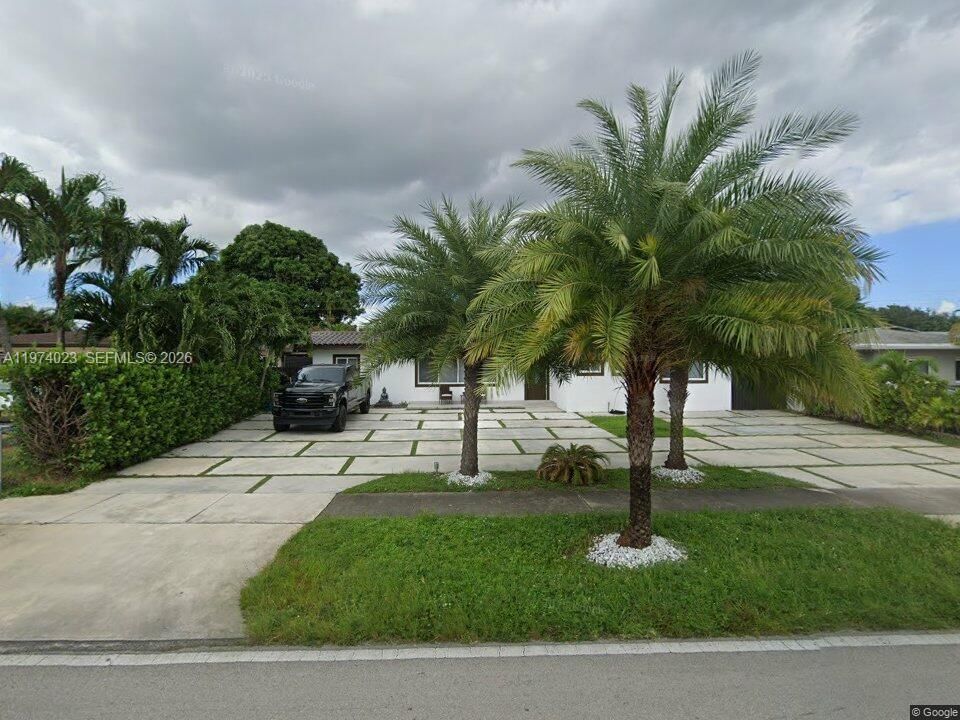Real estate property located at 6271 110th St, Miami-dade, 4th Addn To Palm Springs, Hialeah, FL