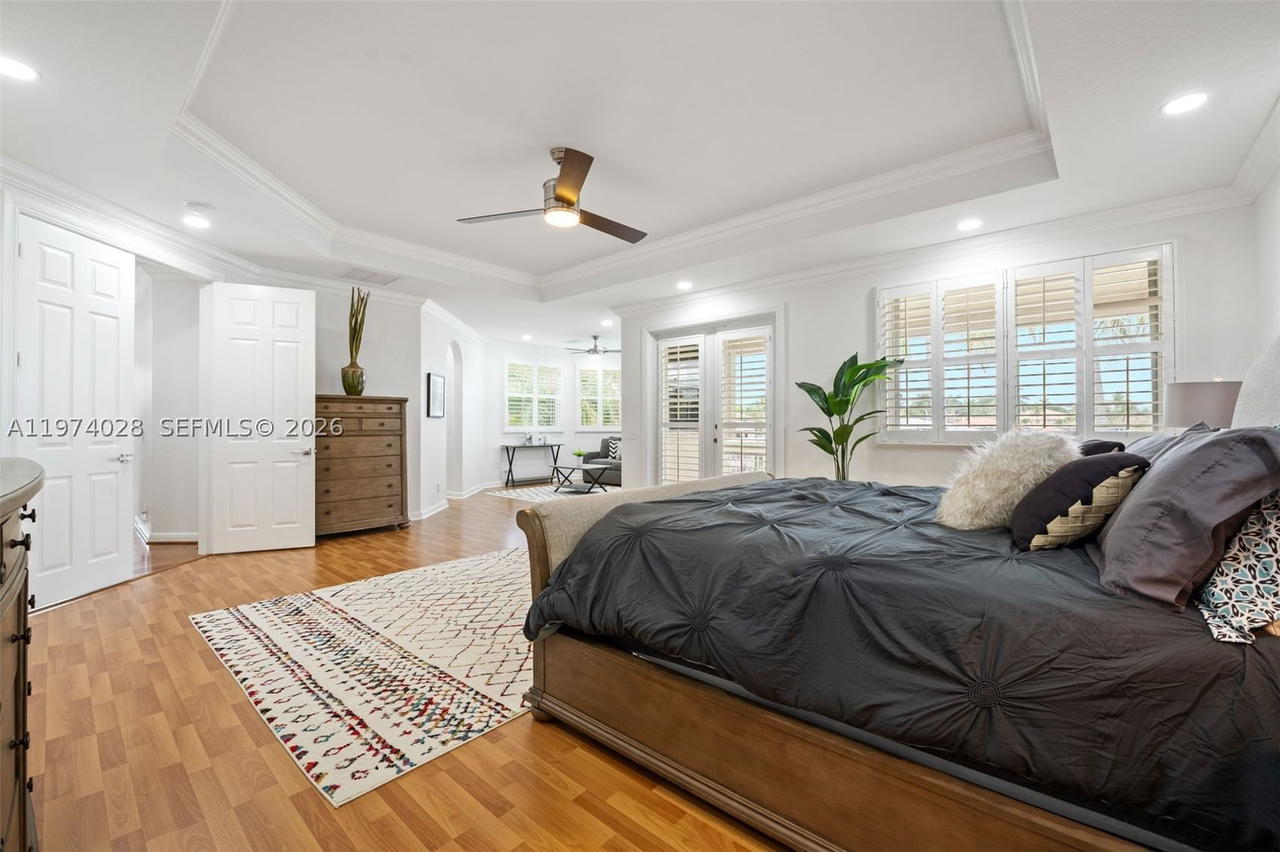 Real estate property located at 1537 Victoria Isle Way, Broward, Sector 7-parcel W, Weston, FL