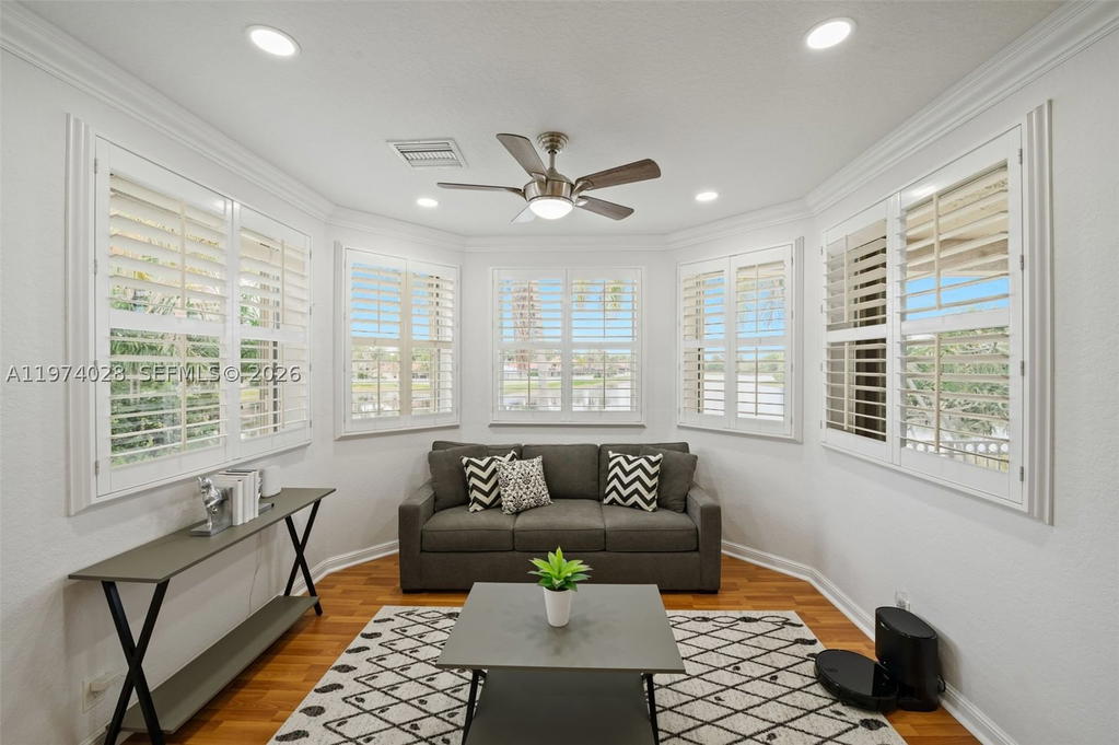 Real estate property located at 1537 Victoria Isle Way, Broward, Sector 7-parcel W, Weston, FL