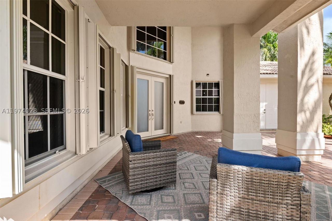 Real estate property located at 1537 Victoria Isle Way, Broward, Sector 7-parcel W, Weston, FL