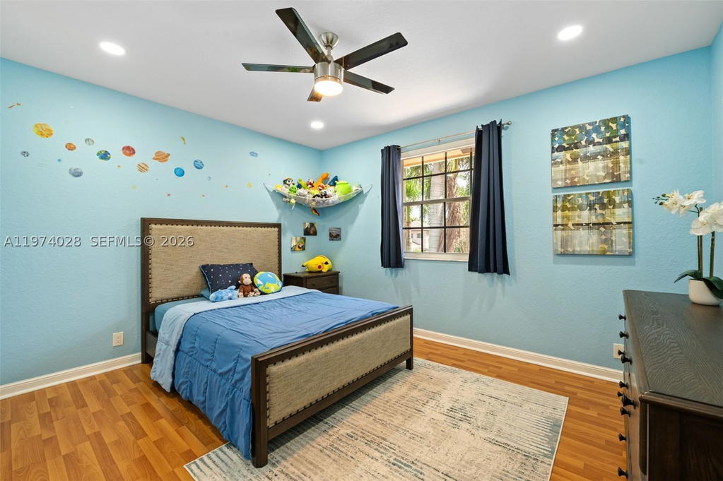 Real estate property located at 1537 Victoria Isle Way, Broward, Sector 7-parcel W, Weston, FL