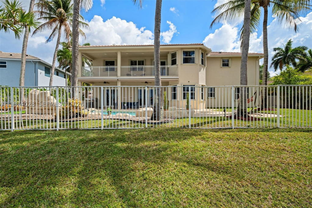Real estate property located at 1537 Victoria Isle Way, Broward, Sector 7-parcel W, Weston, FL