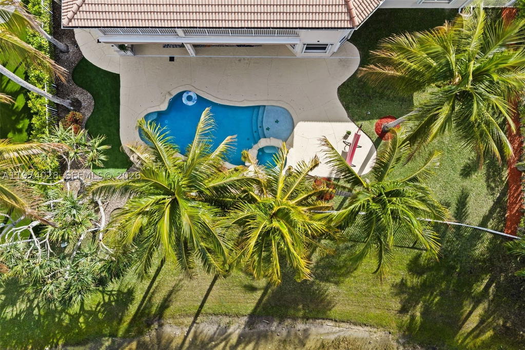 Real estate property located at 1537 Victoria Isle Way, Broward, Sector 7-parcel W, Weston, FL