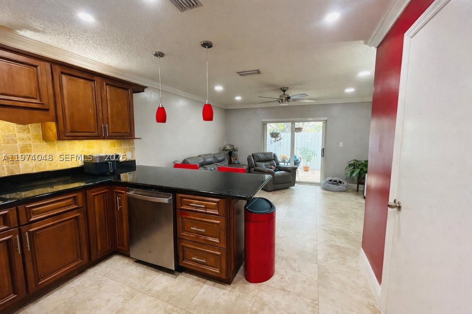 Real estate property located at 13890 64th St, Miami-dade, Kendale Lakes North Sec 9, Miami, FL