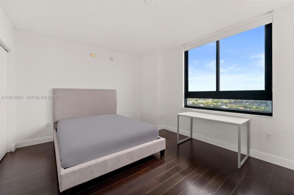 Real estate property located at 1330 West Ave #1614, Miami-dade, The Waverly At South Beach, Miami Beach, FL
