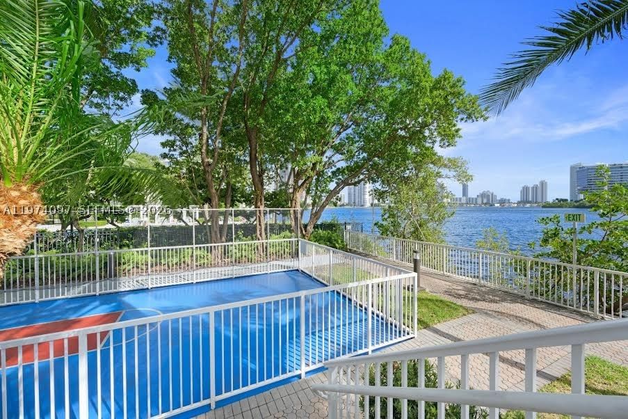 Real estate property located at 3201 183 #1104, Miami-dade, The Peninsula Condo, Aventura, FL