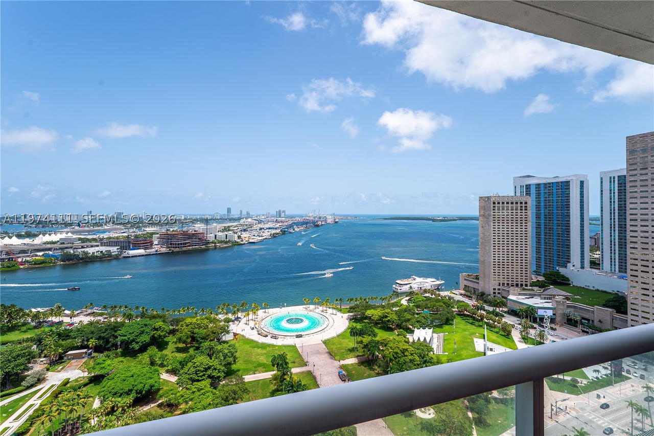Real estate property located at 50 Biscayne Blvd #3106, Miami-dade, 50 Biscayne Condo, Miami, FL