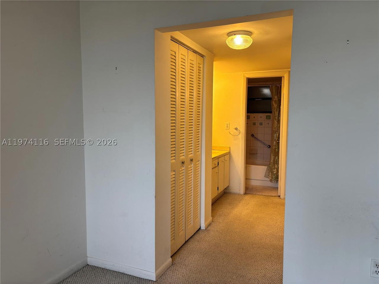 Real estate property located at 1100 Colony Point Cir #316, Broward, Colony Point 3 Condo, Pembroke Pines, FL
